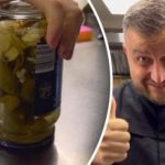 Et tarvitse edes veistä: kokki näyttää tempun tiukasti kannellisen purkin avaamiseen Et tarvitse edes veistä: kokki näyttää tempun tiukasti kannellisen purkin