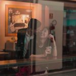 Psykologi nimeää odottamattoman tosi rakkauden merkin: se ärsyttää monia ihmisiä